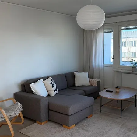 Valoisa Kolmio Vaasan Keskustassa Apartment